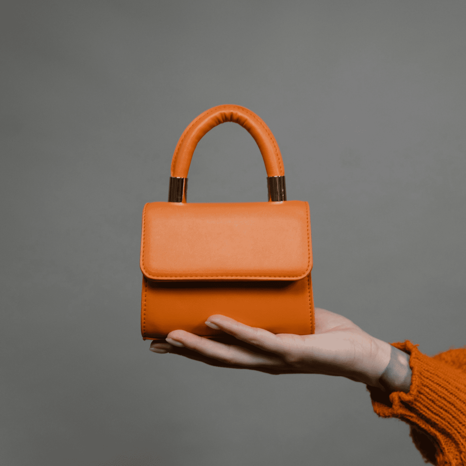 About mini tasche 2